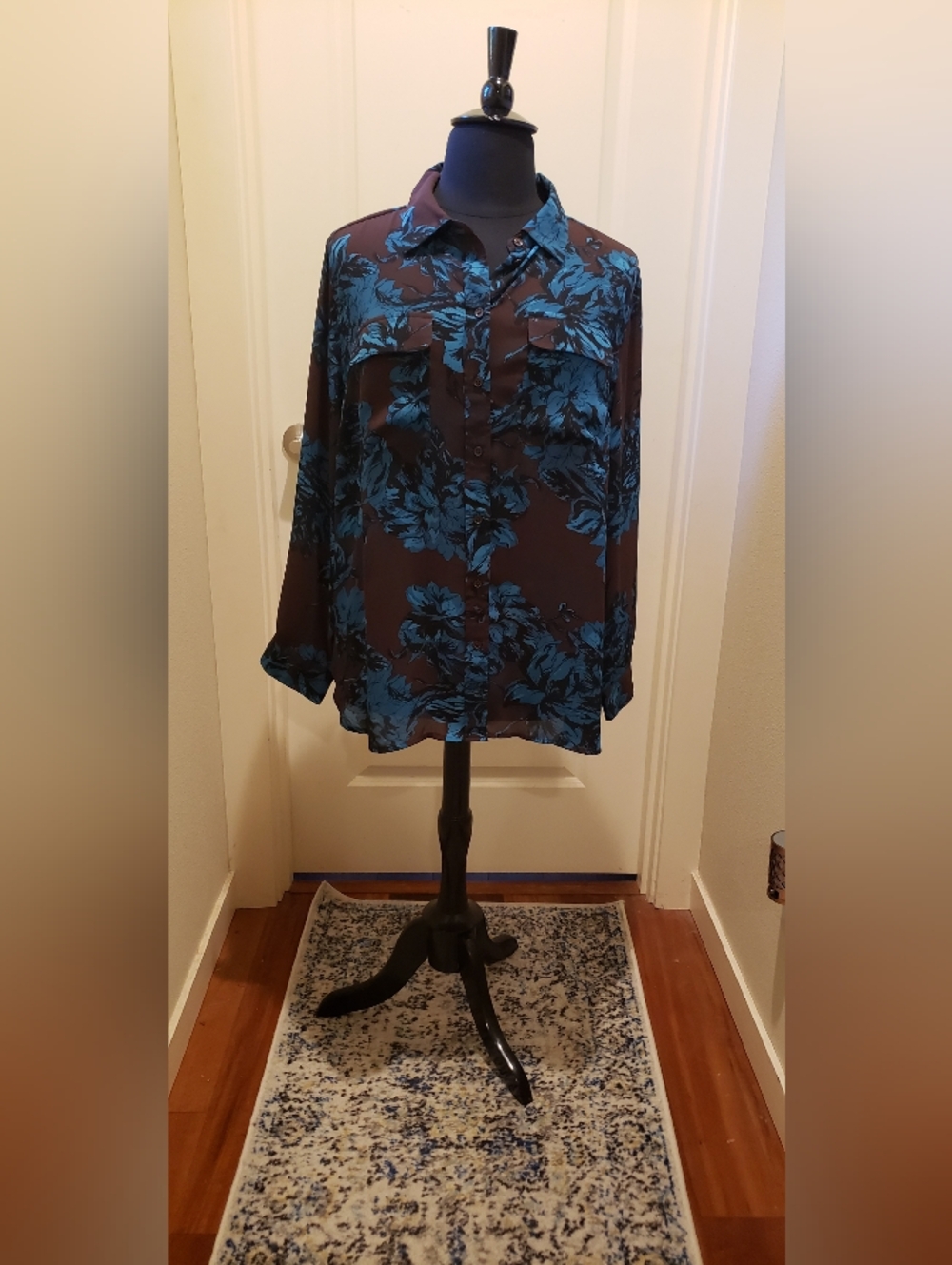 Who What Wear Womens Floral Button-Up Blouse in Teal and Brown